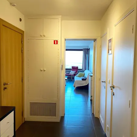 Apartment In Nieuwpoort Near Sandy Beaches, Cleaning Included Διαμέρισμα