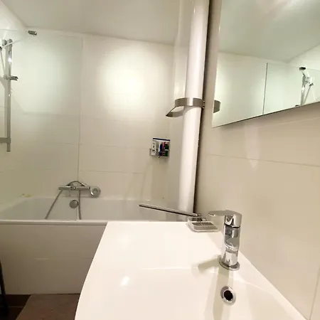 Διαμέρισμα Apartment In Nieuwpoort Near Sandy Beaches, Cleaning Included
