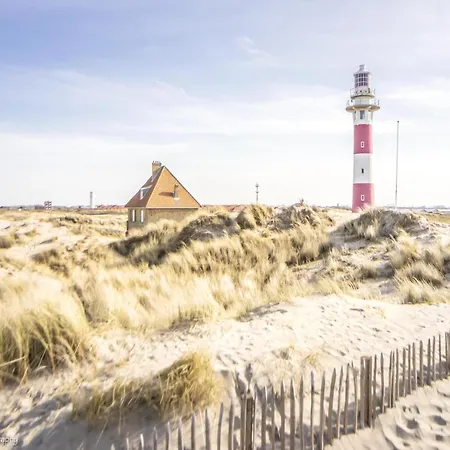 Apartment In Nieuwpoort Near Sandy Beaches, Cleaning Included * Nieuwpoort