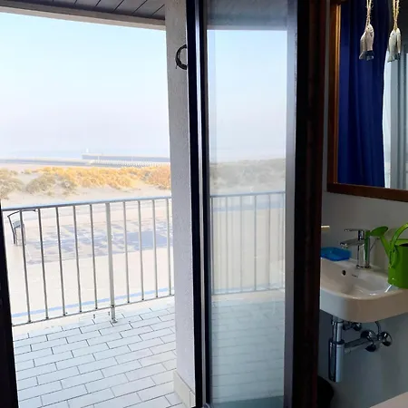 Apartment In Nieuwpoort Near Sandy Beaches, Cleaning Included Διαμέρισμα