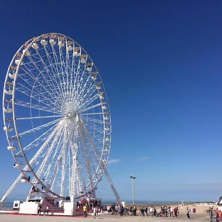 Apartment In Nieuwpoort Near Sandy Beaches, Cleaning Included Διαμέρισμα *